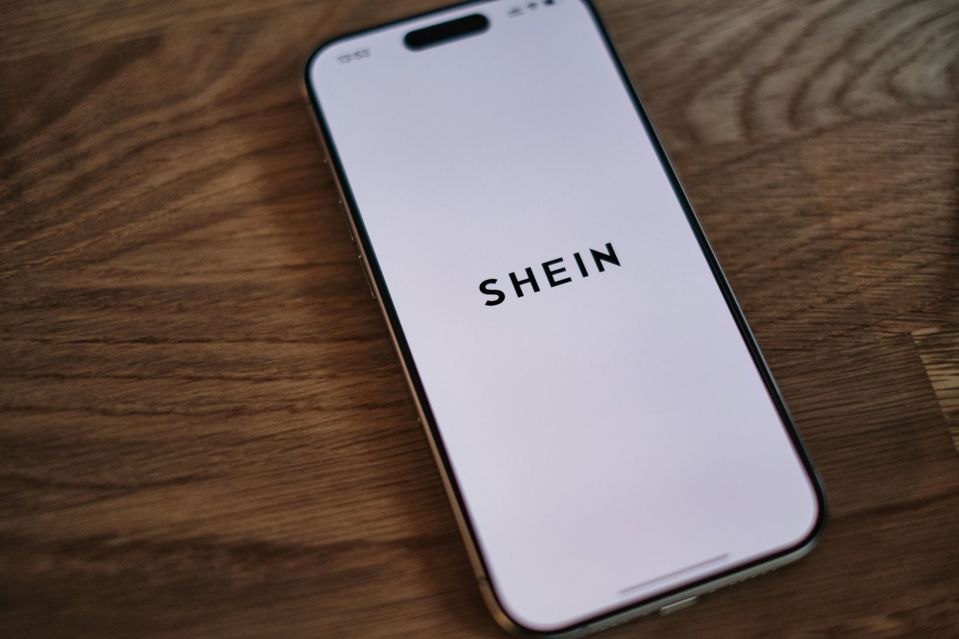 Shein (Photo by appshunter.io on Unsplash)