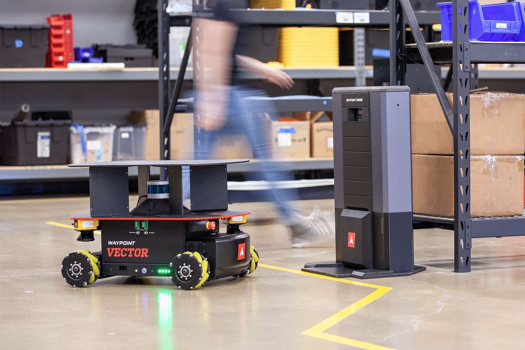 Vector3DHD_autonomous_mobile_robot_and_EnZone_wireless_charging
