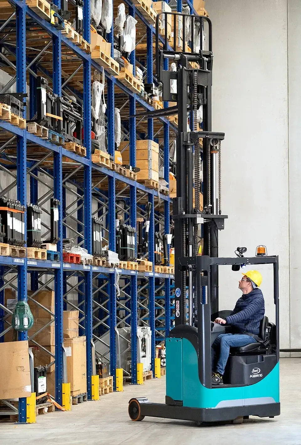 csm_Baoli_The_new_KBR_14_20_reach_truck__1__a9ed180f83.webp