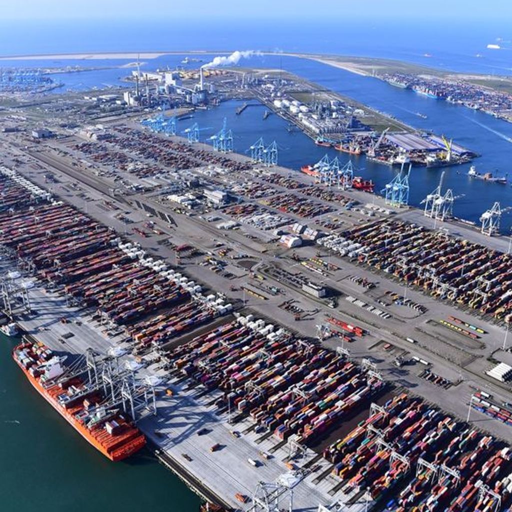 maasvlakte2-terrein-apmt-en-ect-delta-foto-danny-cornelissen