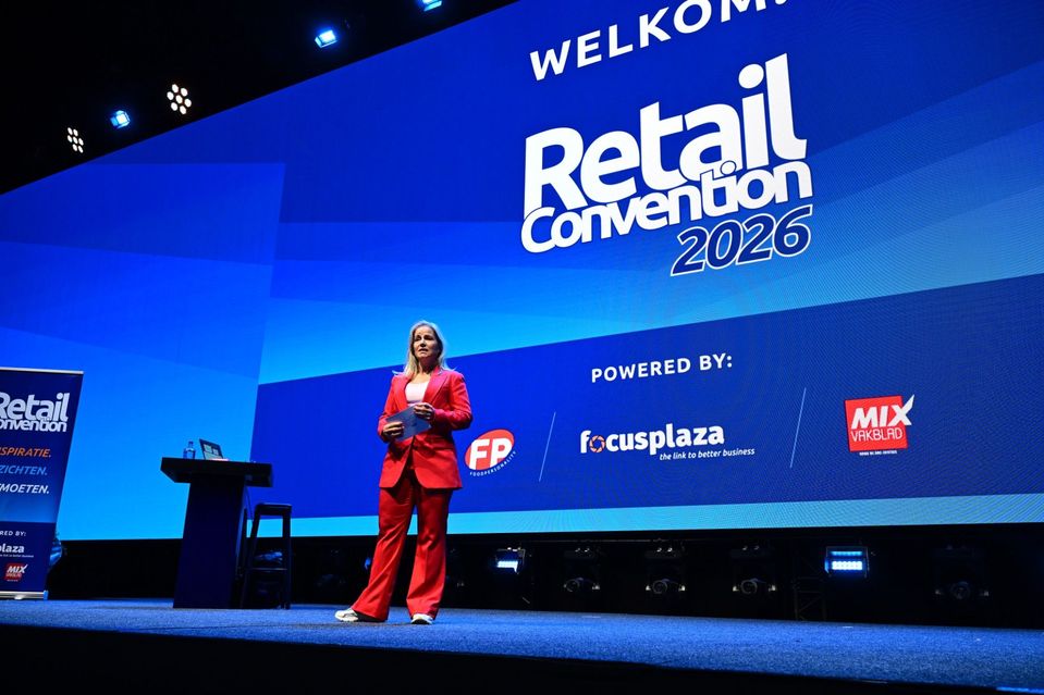 Dagvoorzitter Elke de Jong_MIX' DHZ Sessie op Retail Convention 2026_DSC_3958