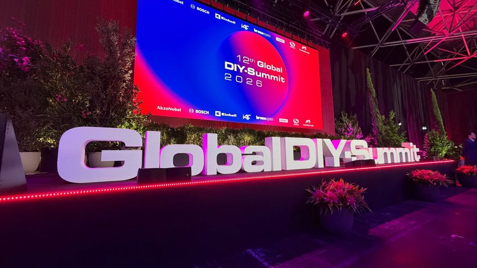 Global DIY Summit 2026 Stage