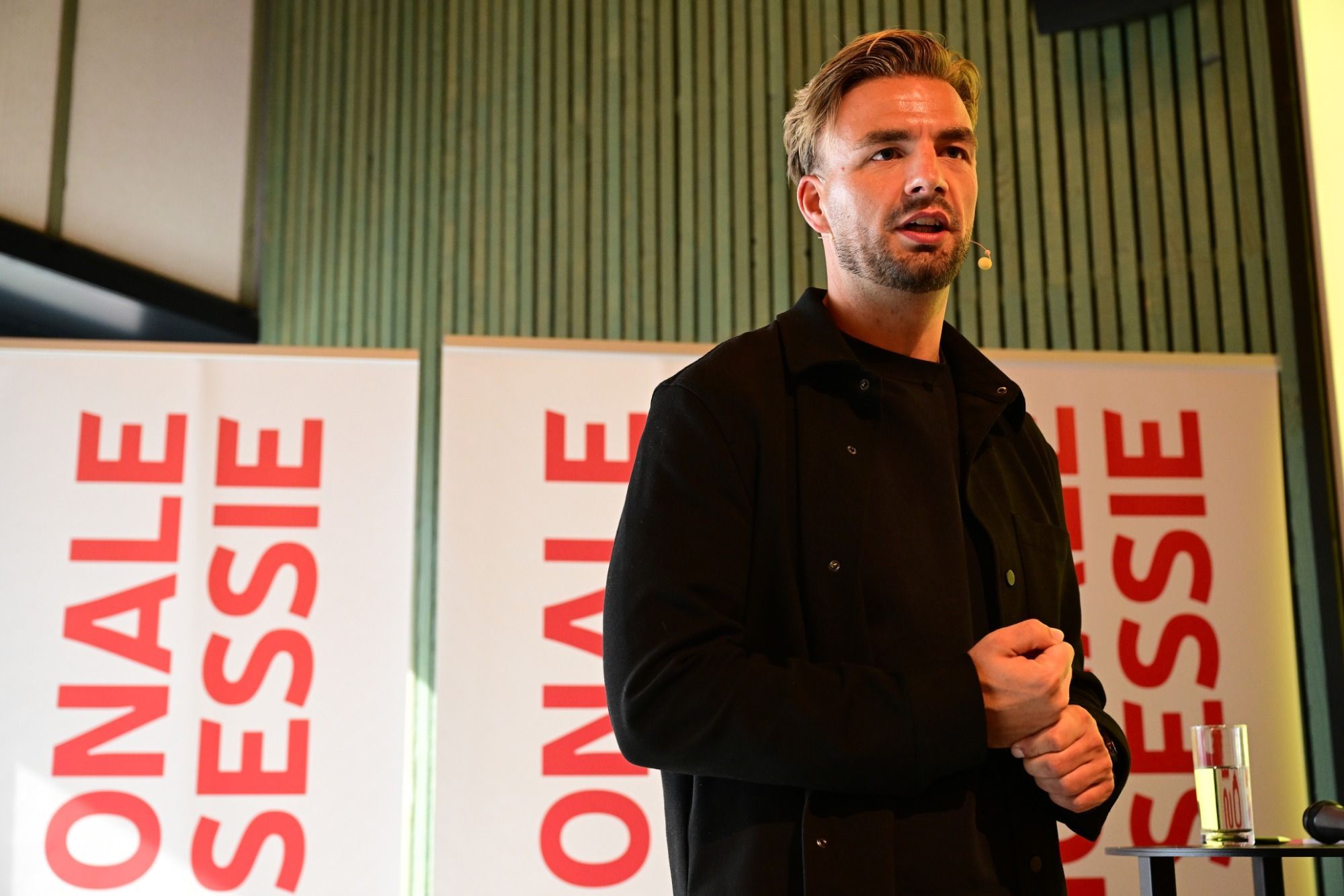 Harrit Boonstra Hubo_MIX' DHZ Sessie op Retail Convention 2026_DSC_4592