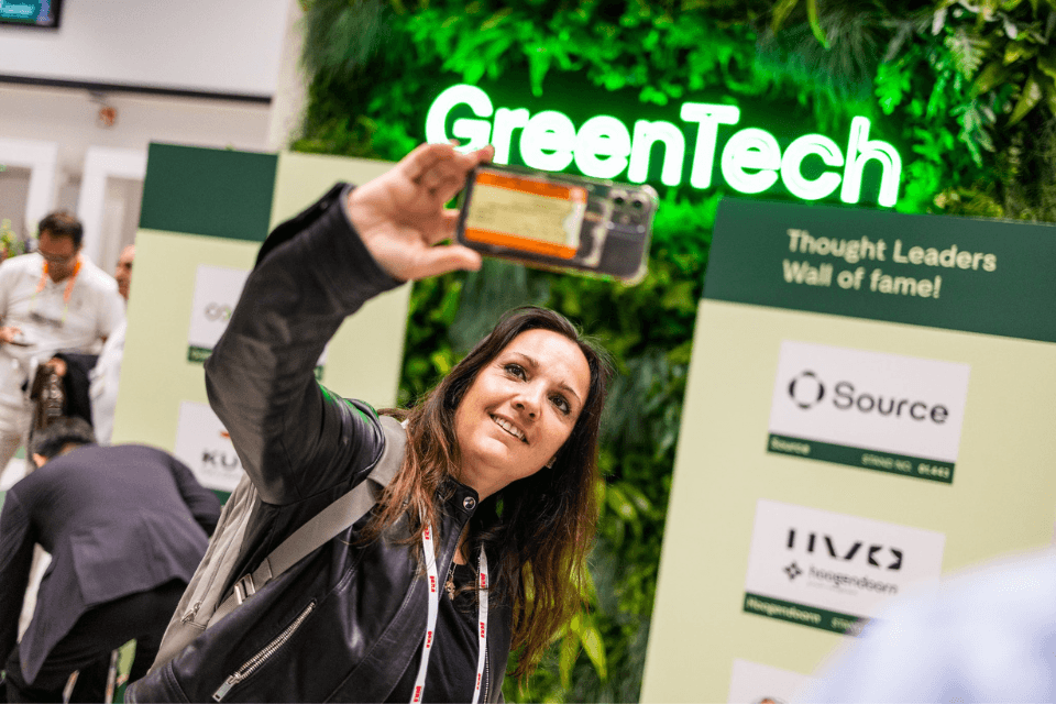 GreenTech Selfie