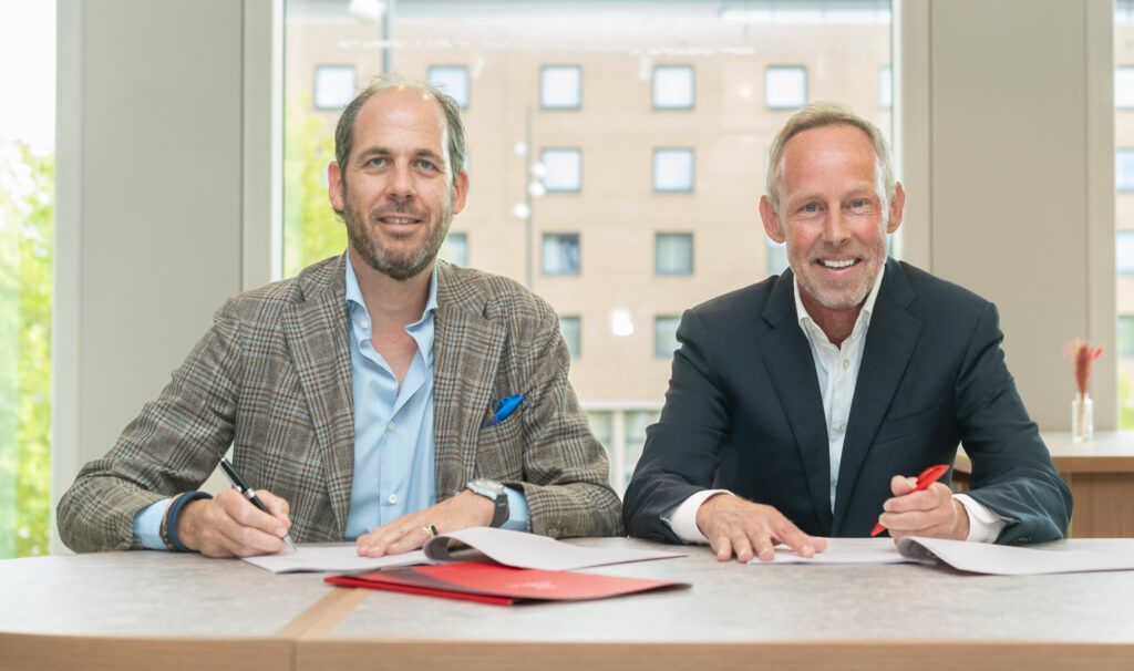 Ondertekening vijfjarig contract EVC en MECC Maastricht