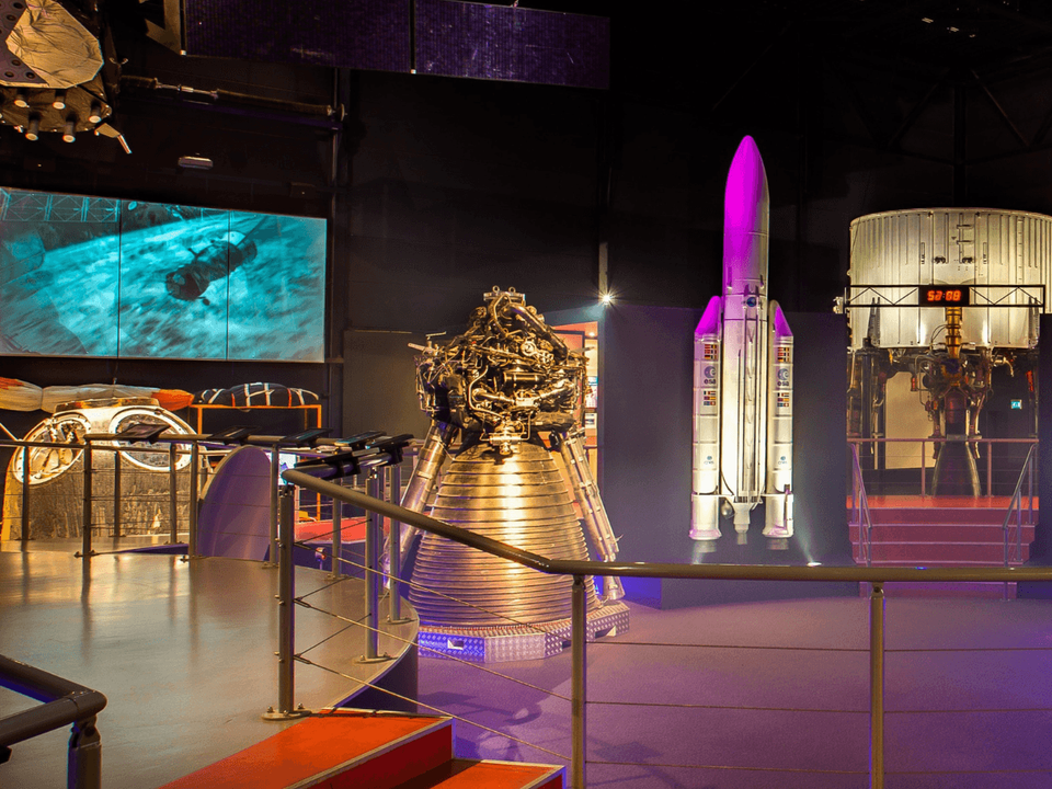 Space Expo PQW2605 1200x900