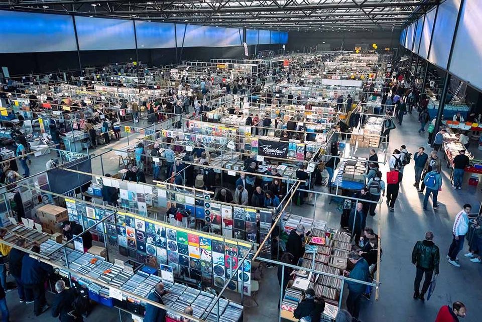mega-record-cd-fair-den-bosch-pierre-banoori-1