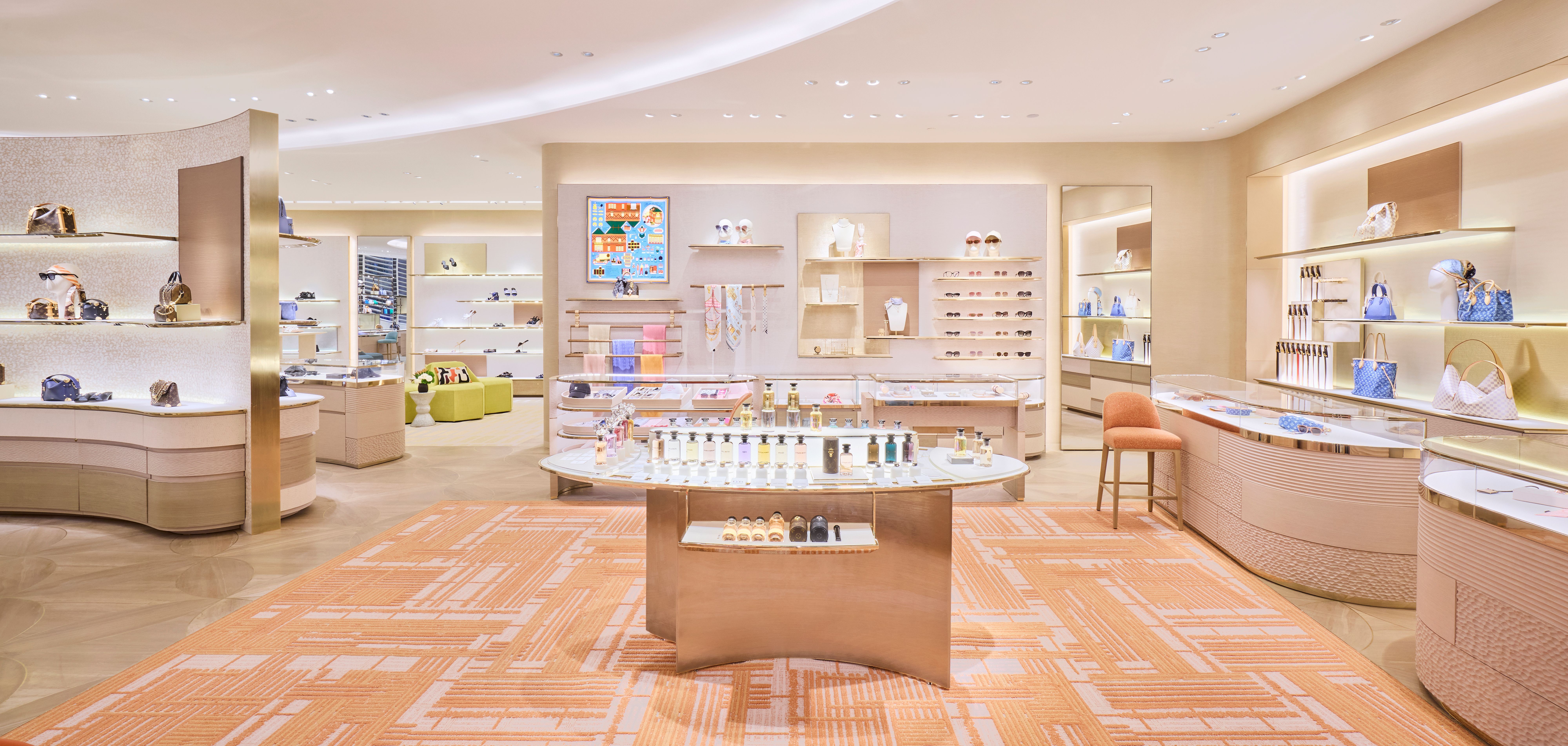 14-lv-250527-amsterdamschipholairport