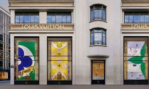Omzet moederbedrijf Louis Vuitton blijft dalen