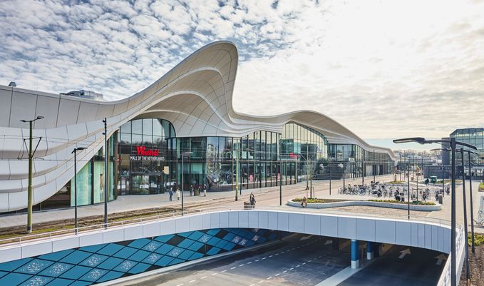 5 jaar Mall of the Netherlands: 'Als meer dan 50 procent met een tas rondloopt, is dat een goed teken'