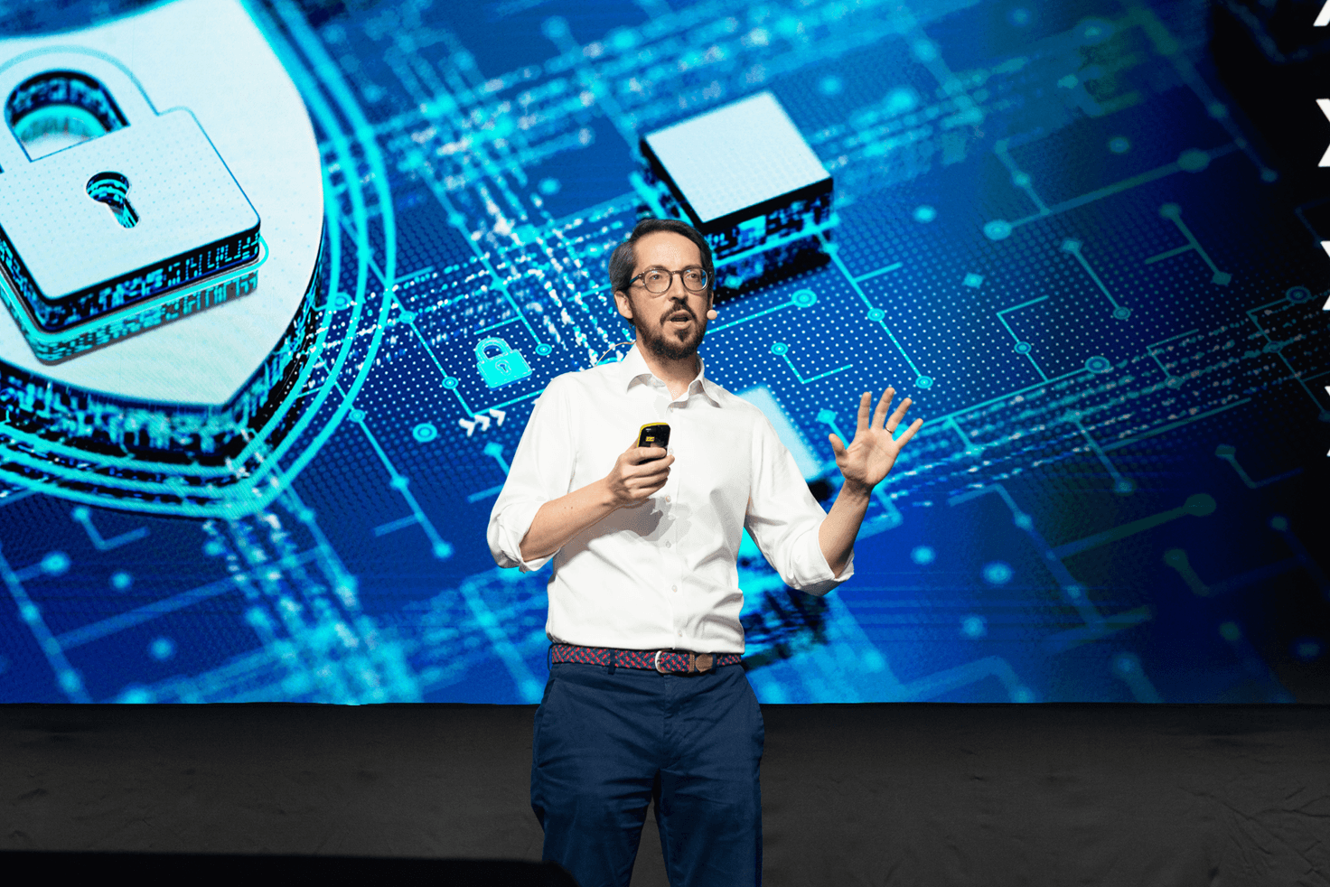 202410-manhatan-hr-1065-30355-O11