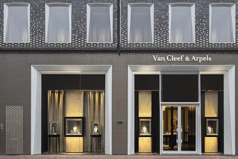 Van Cleef & Arpels opent eerste boetiek in Amsterdam