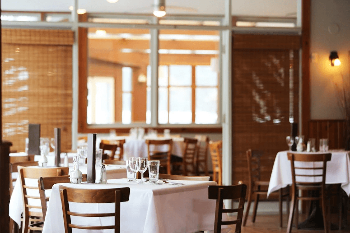 Van horeca naar retail: wat winkeliers kunnen leren van terrasbeleving