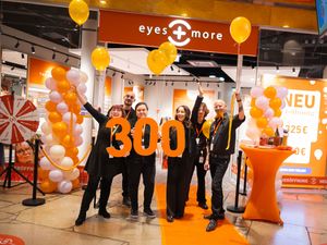 Optiekketen Eyes + more opent 300e winkel