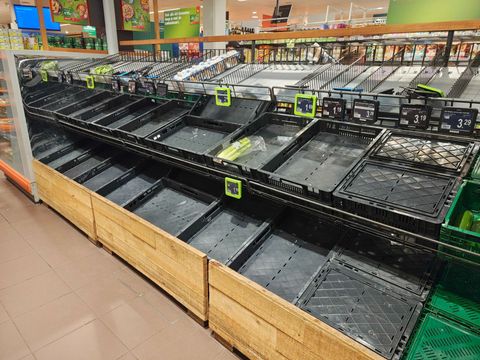 Albert Heijn kampt op diverse plaatsen met lege schappen