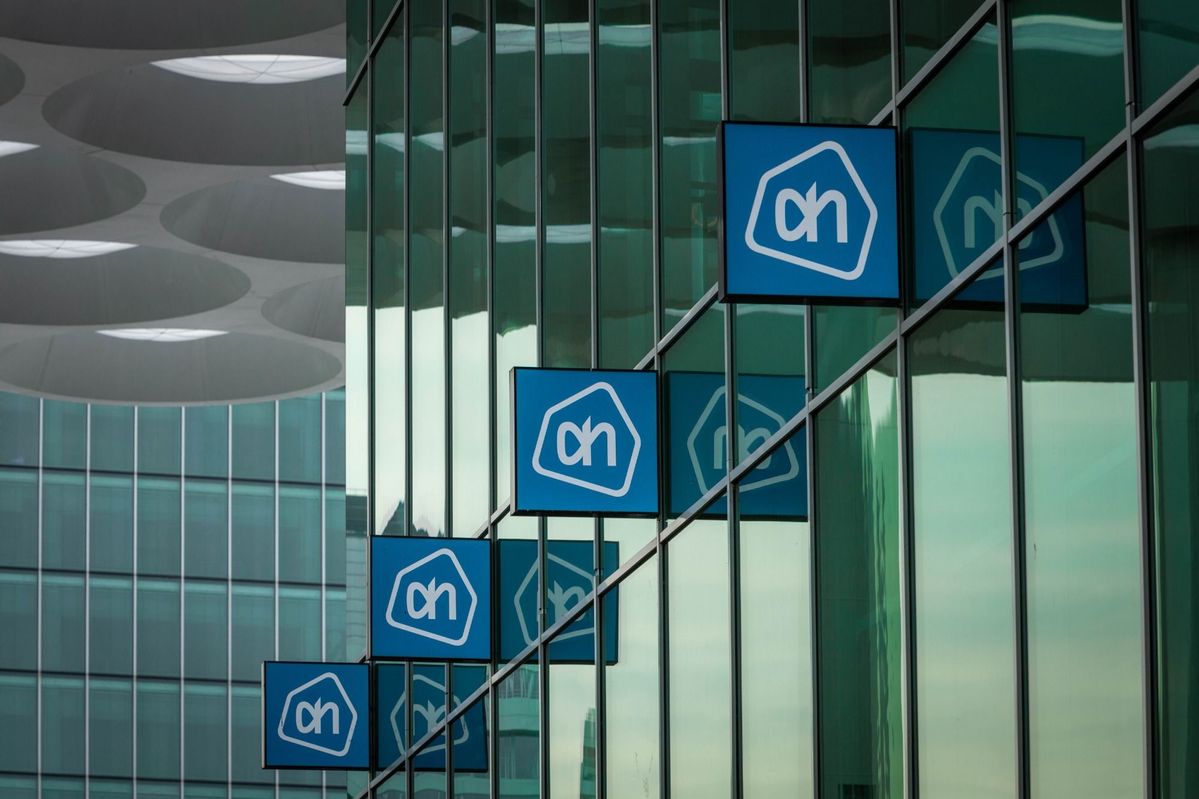 FNV overweegt acties tegen Albert Heijn vanwege geschrapte diensten uitzendkrachten