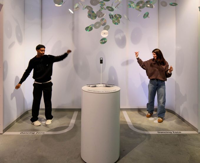 In dit Apple Museum mag je kijken met je handen