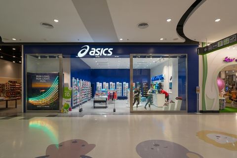 Asics behaalt opnieuw recordomzet in EMEA-regio