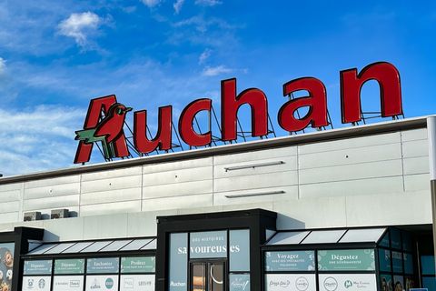 Lidl wil 19 Franse supermarkten overnemen van Auchan