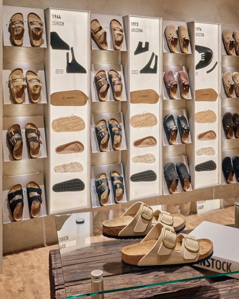 Deze winkel van Birkenstock moet voelen als Zwitserland