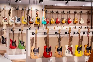 Bax Music heropent winkels en webshop