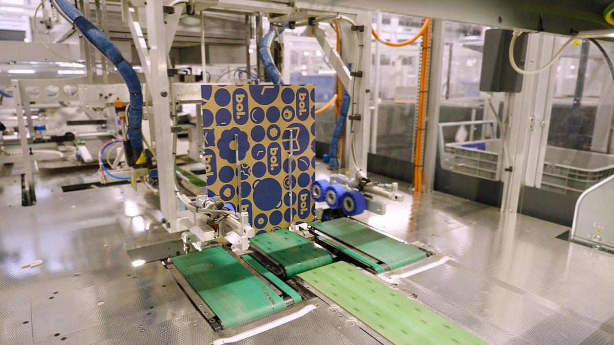 Sustainable Retail: Bol bespaart karton, lijm en uitstoot met vernieuwde inpakmachines