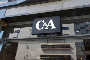 C&A sluit distributiecentrum in Lisse