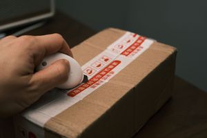 China pakt misleidende prijzen op onlineplatforms aan