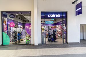 Ook Britse tak Claire's vraagt bescherming tegen schuldeisers aan