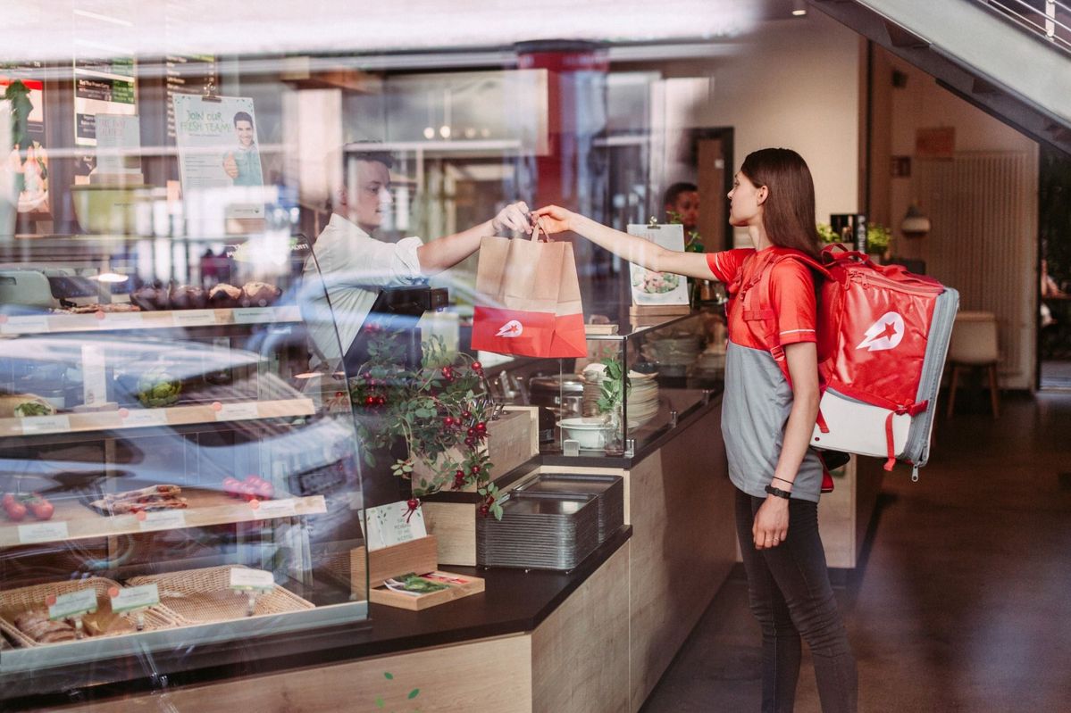 Uber aast op Duitse maaltijdbezorger Delivery Hero
