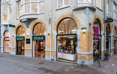 Douglas lanceert internationaal merkcampagneplatform