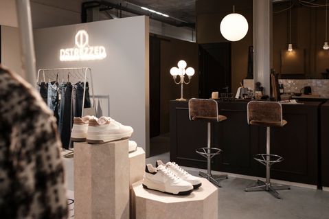 Dstrezzed opent winkel in Casablanca