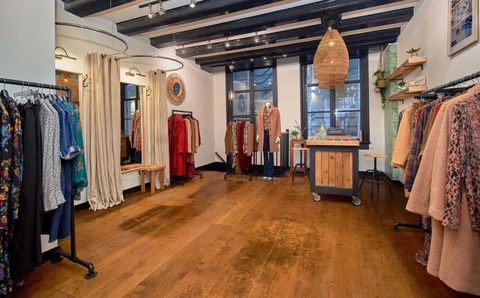 Modemerk Elements of Freedom failliet