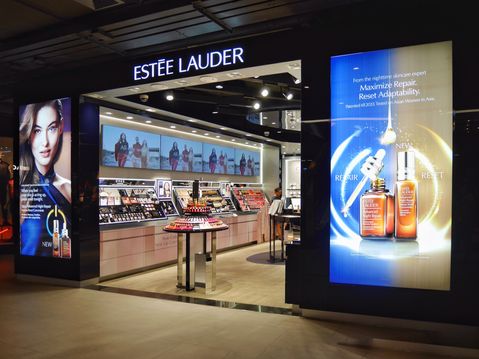 Video: De make-over van Estée Lauder