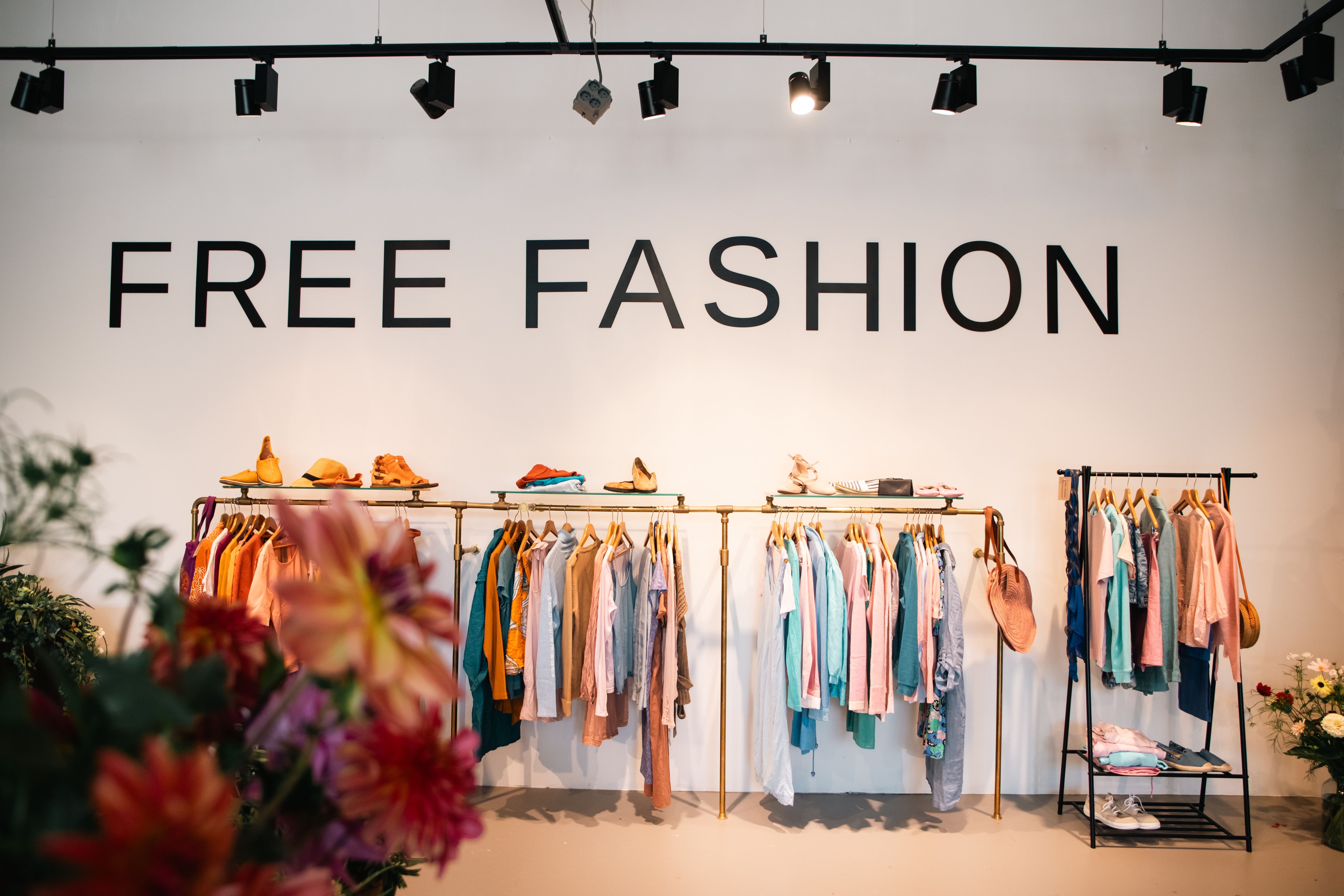 Free Fashion winkelinrichting