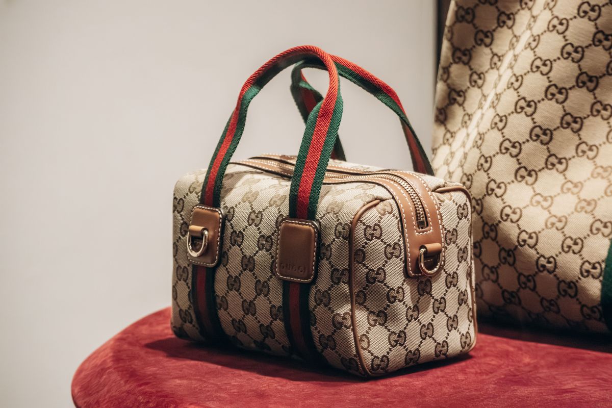 Luxeconcern Kering ziet omzet Gucci fors dalen