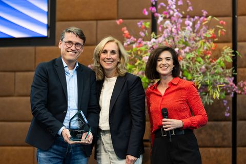 HEMA heeft vriendelijkste winkelpersoneel, ook Kruidvat en Lidl in de prijzen