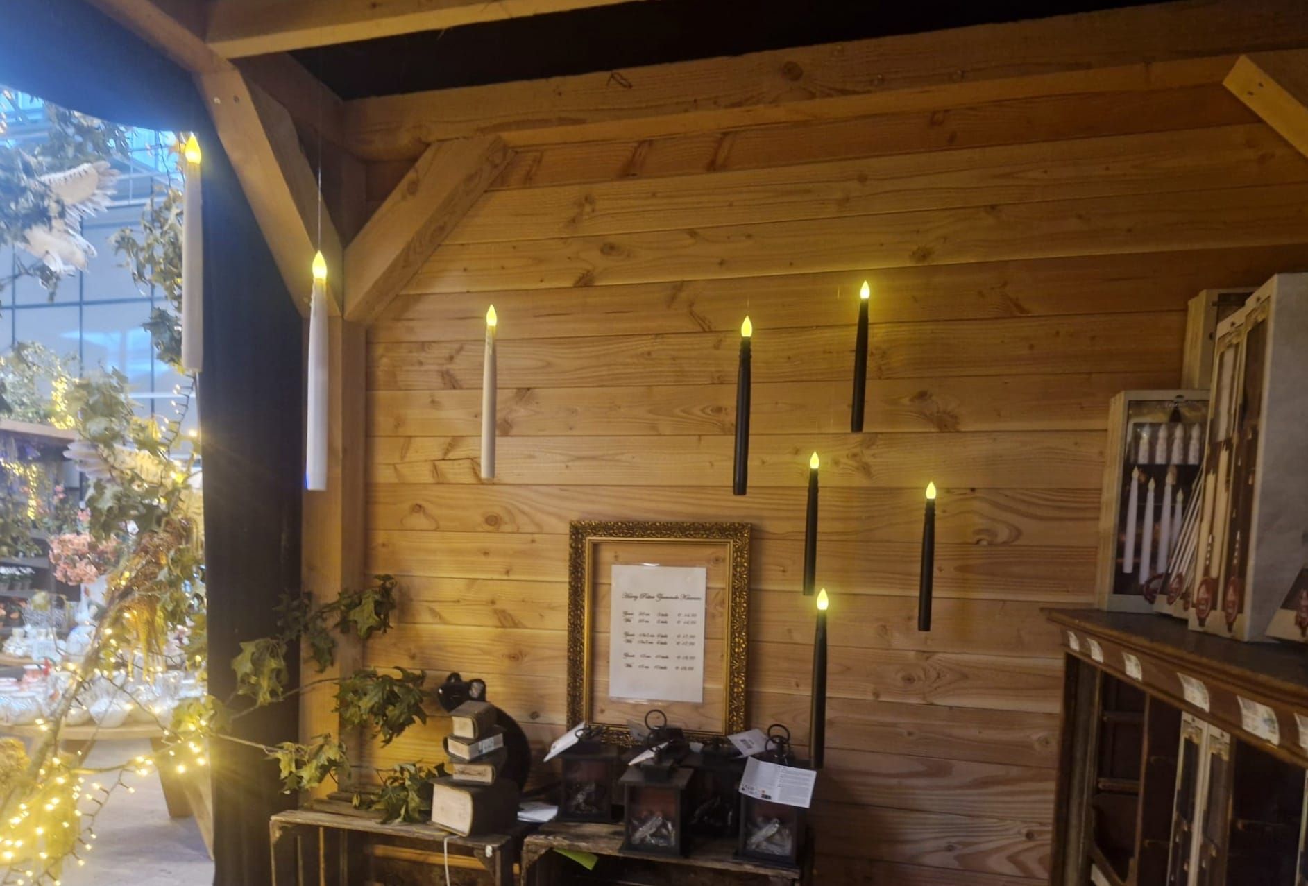 Intratuin Hilversum zwevende ledkaarsen