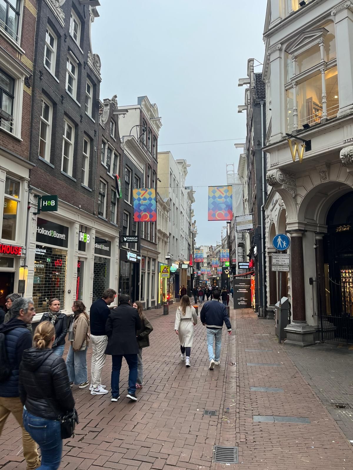 Kalverstraat 1