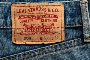 Levi's ziet omzet en winst stijgen in eerste kwartaal