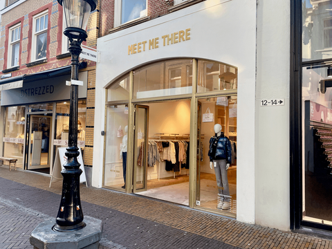 Amsterdams kledingmerk Meet Me There opent derde winkel
