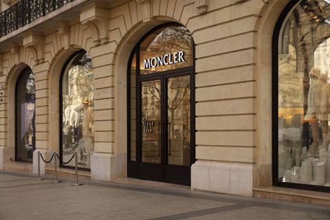 Moncler groeit dankzij sterke prestaties in Azië