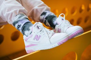 Video: Marketinglessen van New Balance, dat zijn uncoole imago omarmde