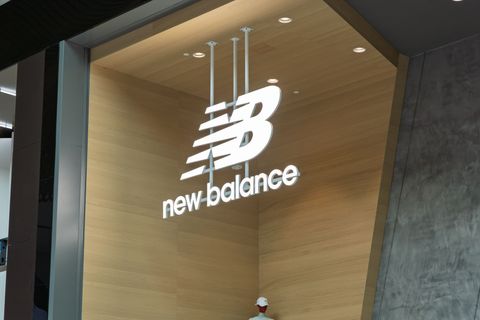 New Balance breidt uit in Nederland met winkel op Rotterdamse Lijnbaan