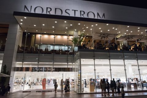Video: Nordstrom ging van de beurs en krabbelt weer op