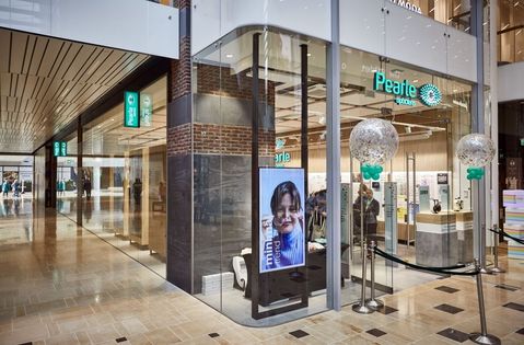 EssilorLuxottica ziet omzet en winst toenemen