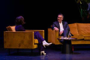 Hoe word je als warenhuis weer relevant? 7 lessen van de Bijenkorf-ceo Sean Hill