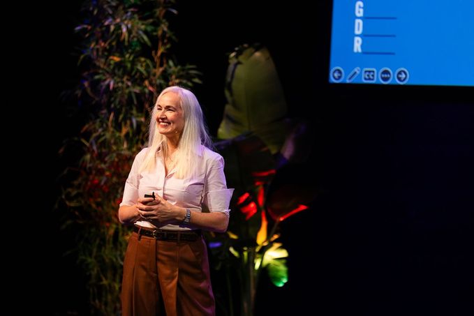 Video: Probeer, faal snel en ga weer door, zegt deze retailfuturist