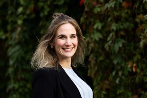 Column: Retailmerken vinden goud in de grijze haren van granfluencers