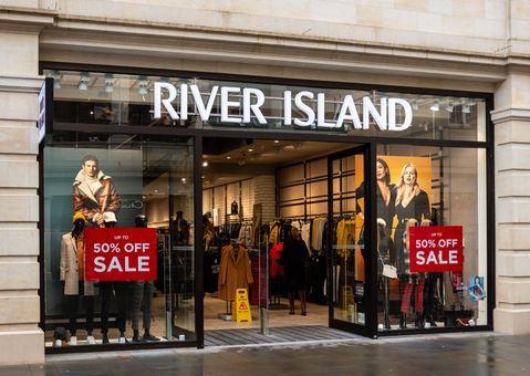 'River Island op rand van faillissement'